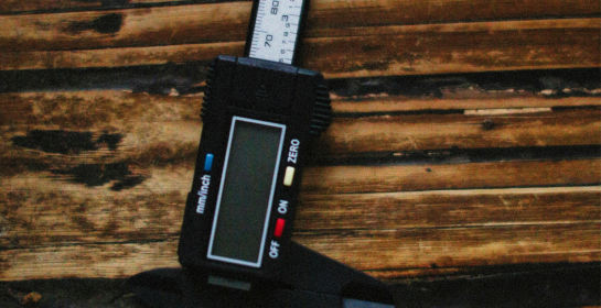 Aquasoltech measurement diagram showing sizing and dimensions for custom aluminum patio covers and seamless gutter systems in San Diego, illustrating how accurate measurements ensure a precise fit for exterior installations.